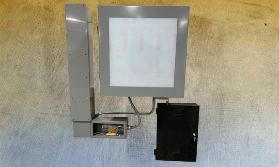 A Versatile Workstation for Electrical and Wireless Equipment